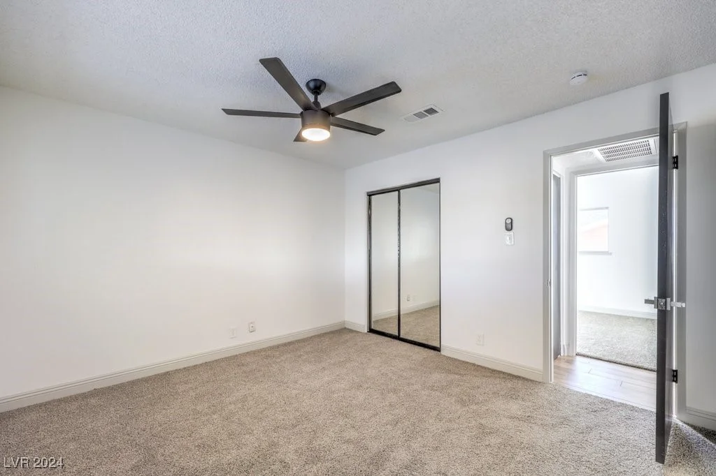 6509 Dinning, Las Vegas, NV 89107
