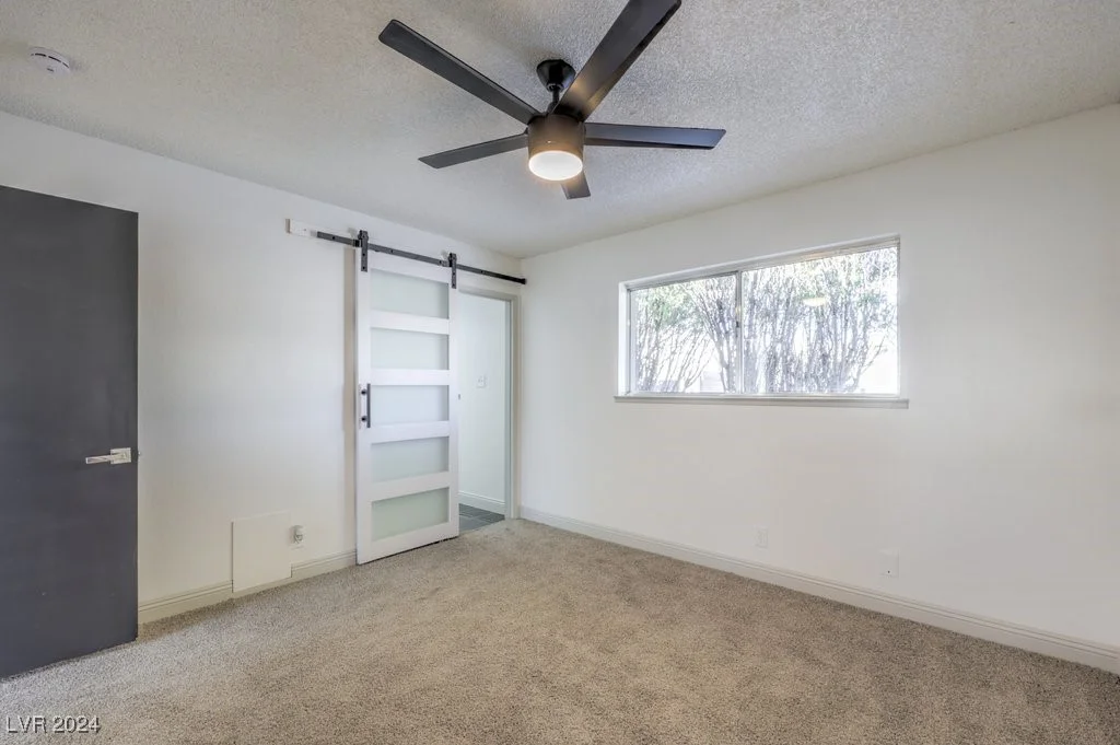 6509 Dinning, Las Vegas, NV 89107