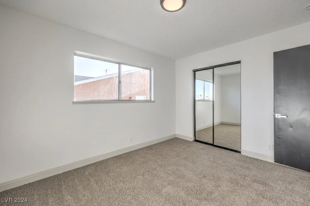 6509 Dinning, Las Vegas, NV 89107