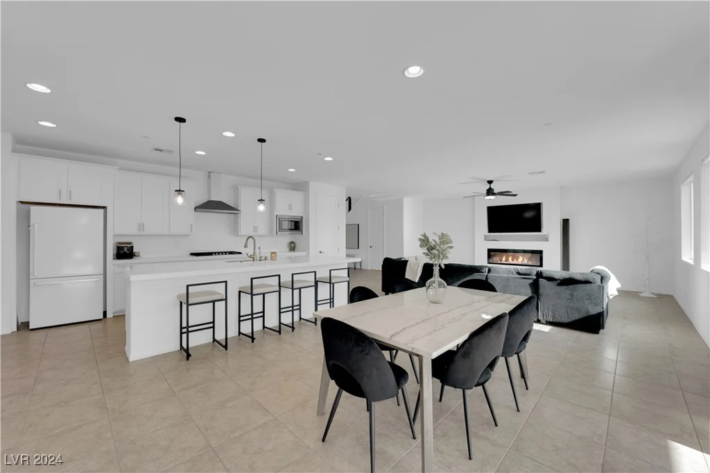 532 Sunny Pointe, Henderson, NV 89011