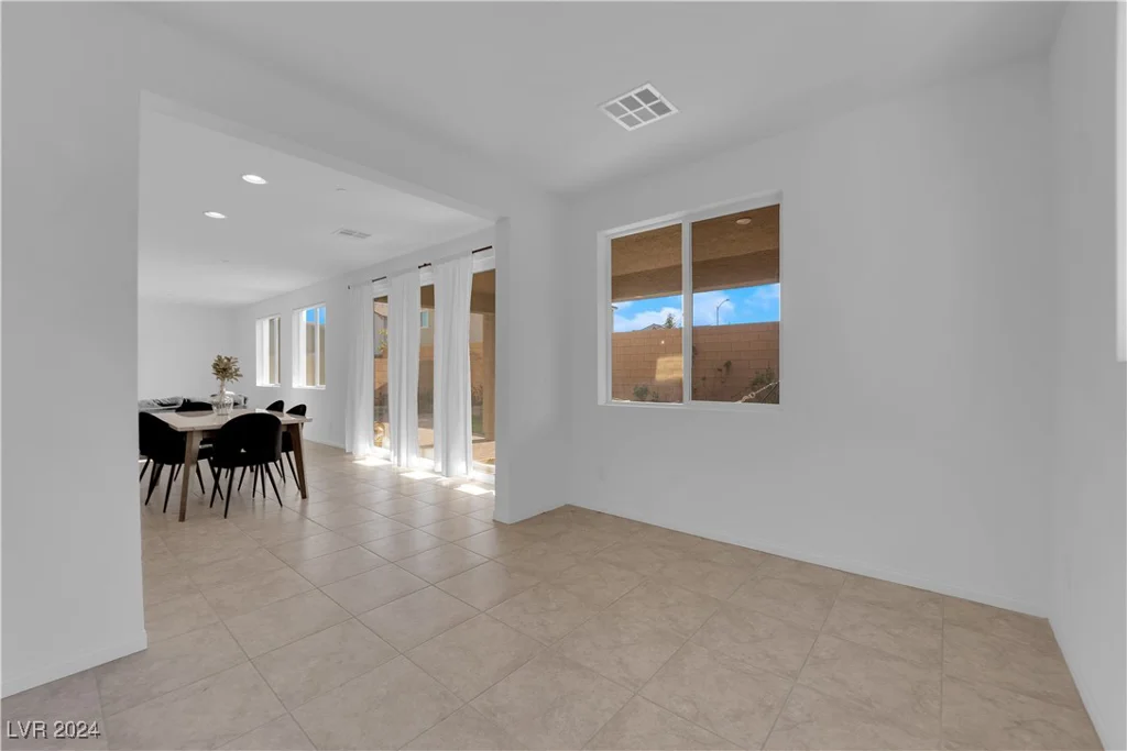 532 Sunny Pointe, Henderson, NV 89011