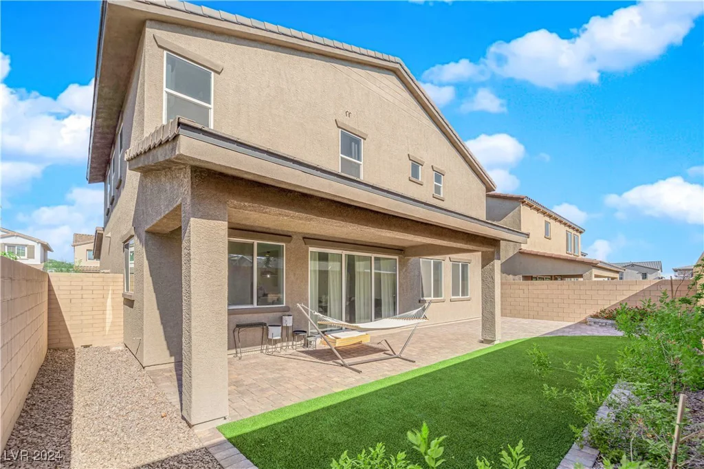 532 Sunny Pointe, Henderson, NV 89011