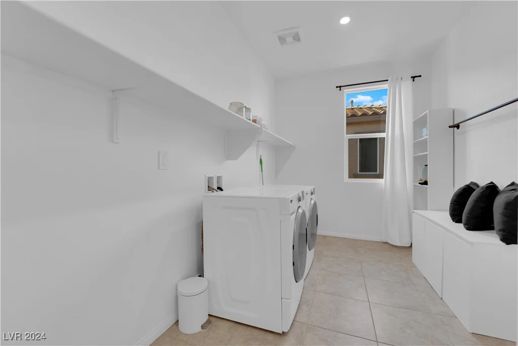 532 Sunny Pointe, Henderson, NV 89011