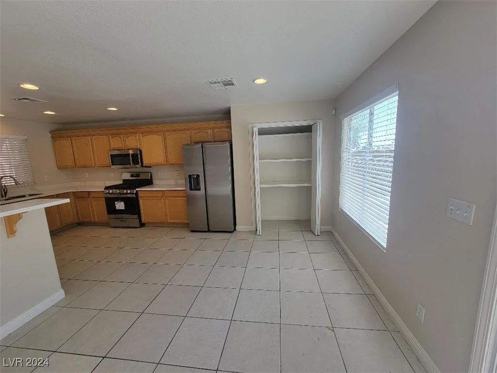 1701 April Shower, Las Vegas, NV 89144