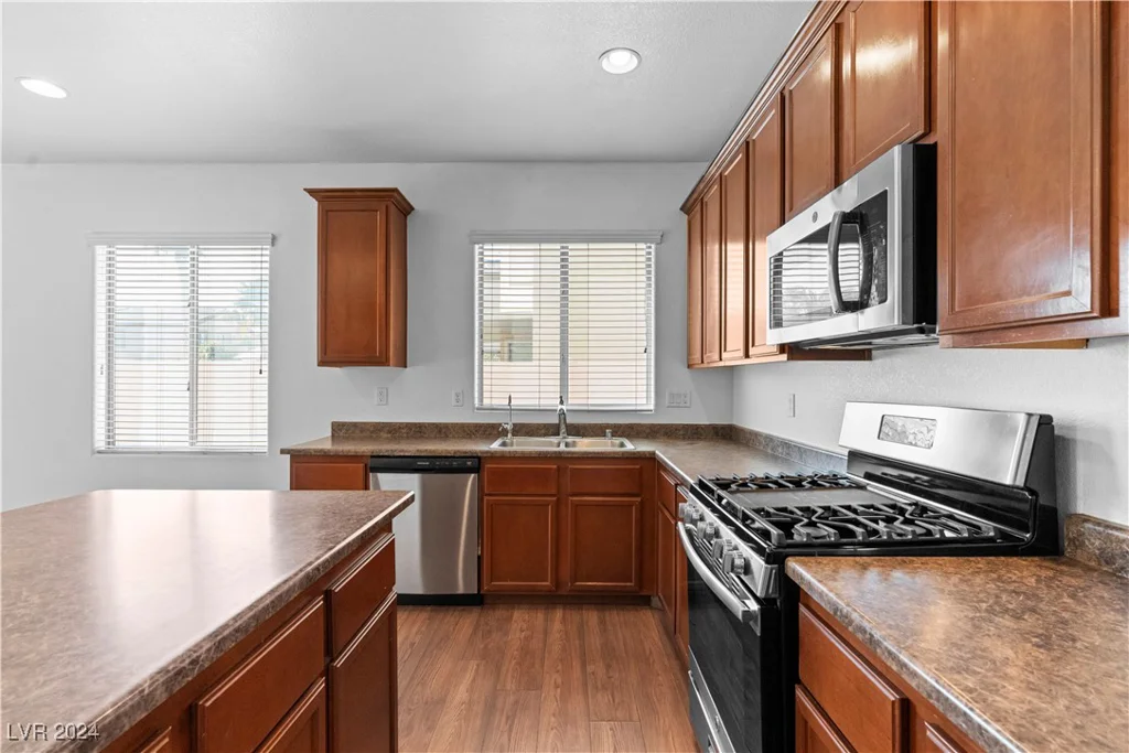 3665 Bella Legato, North Las Vegas, NV 89081