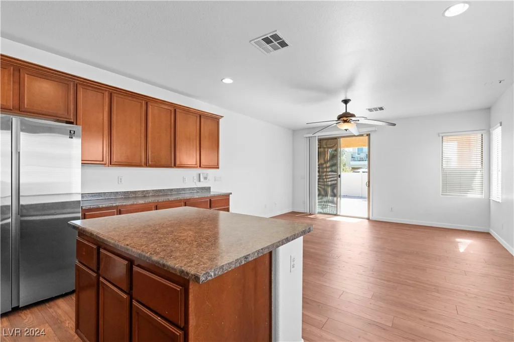 3665 Bella Legato, North Las Vegas, NV 89081