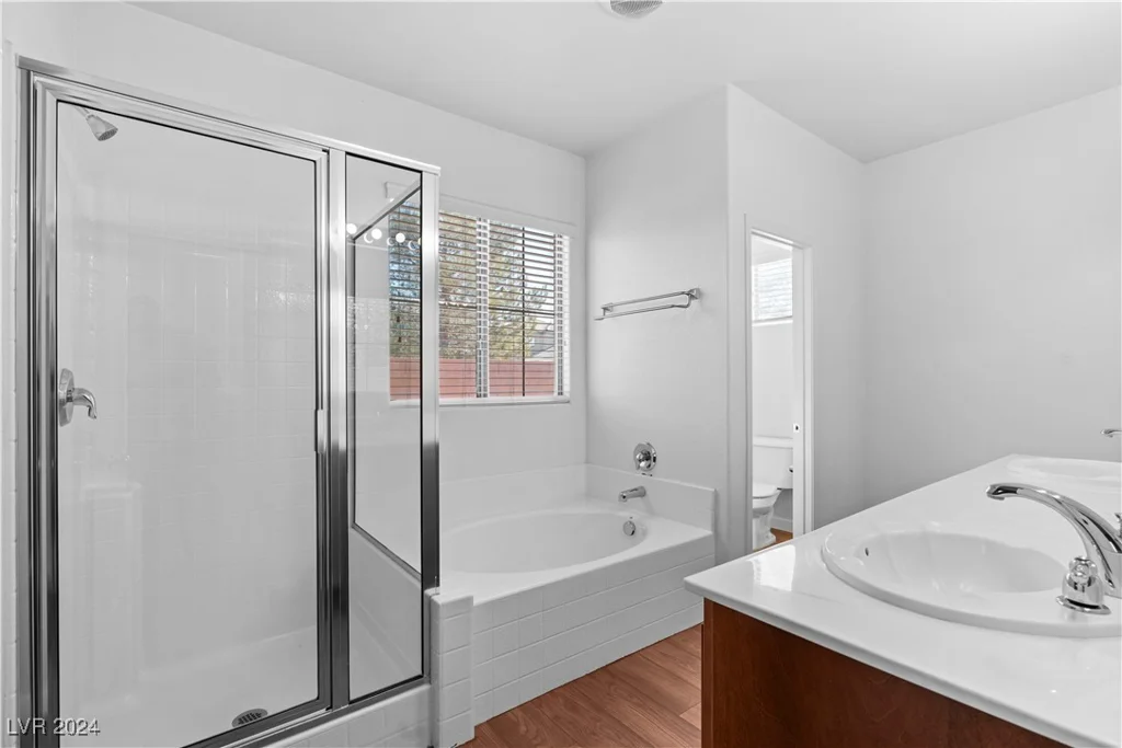 3665 Bella Legato, North Las Vegas, NV 89081
