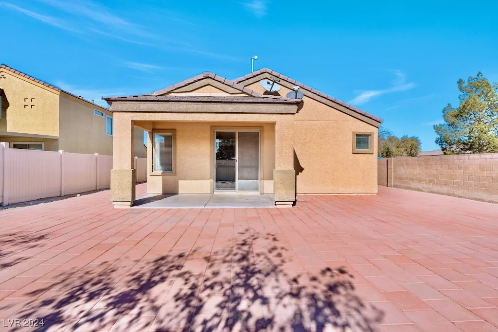 3665 Bella Legato, North Las Vegas, NV 89081