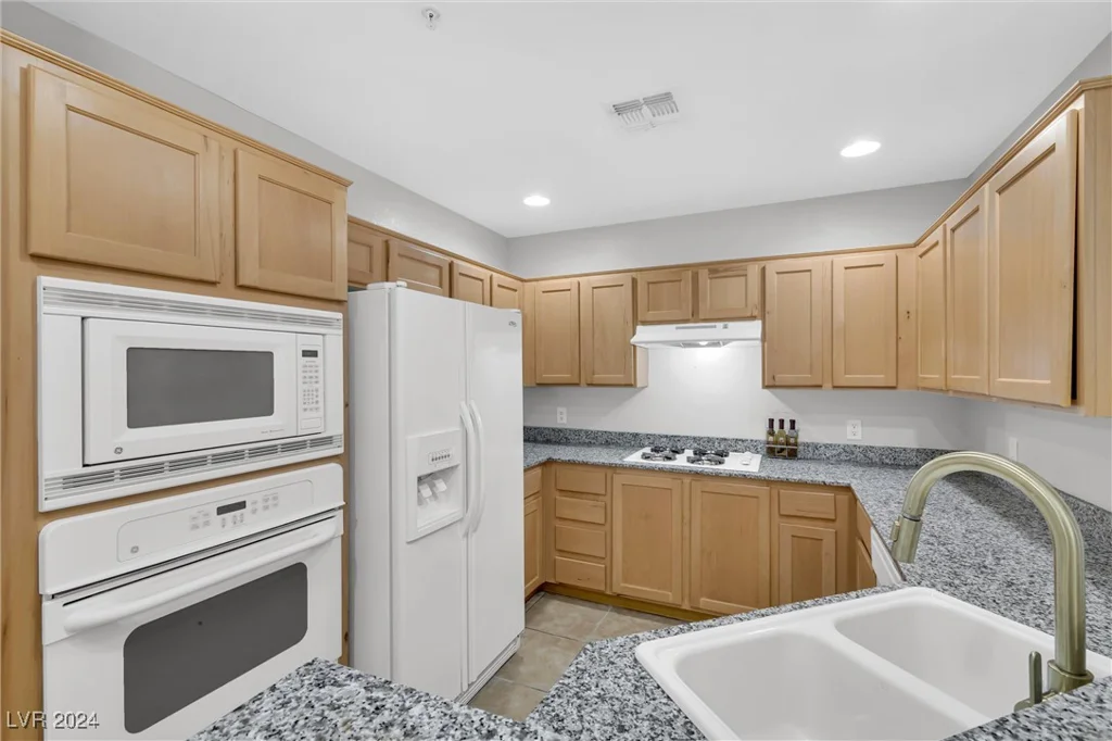 31 Agate, Las Vegas, NV 89123