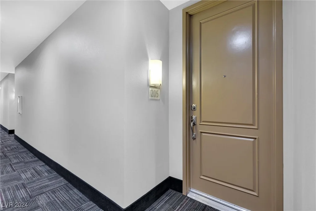 31 Agate, Las Vegas, NV 89123