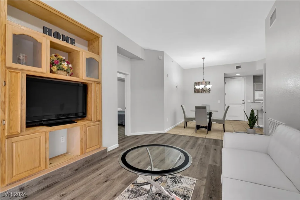 31 Agate, Las Vegas, NV 89123