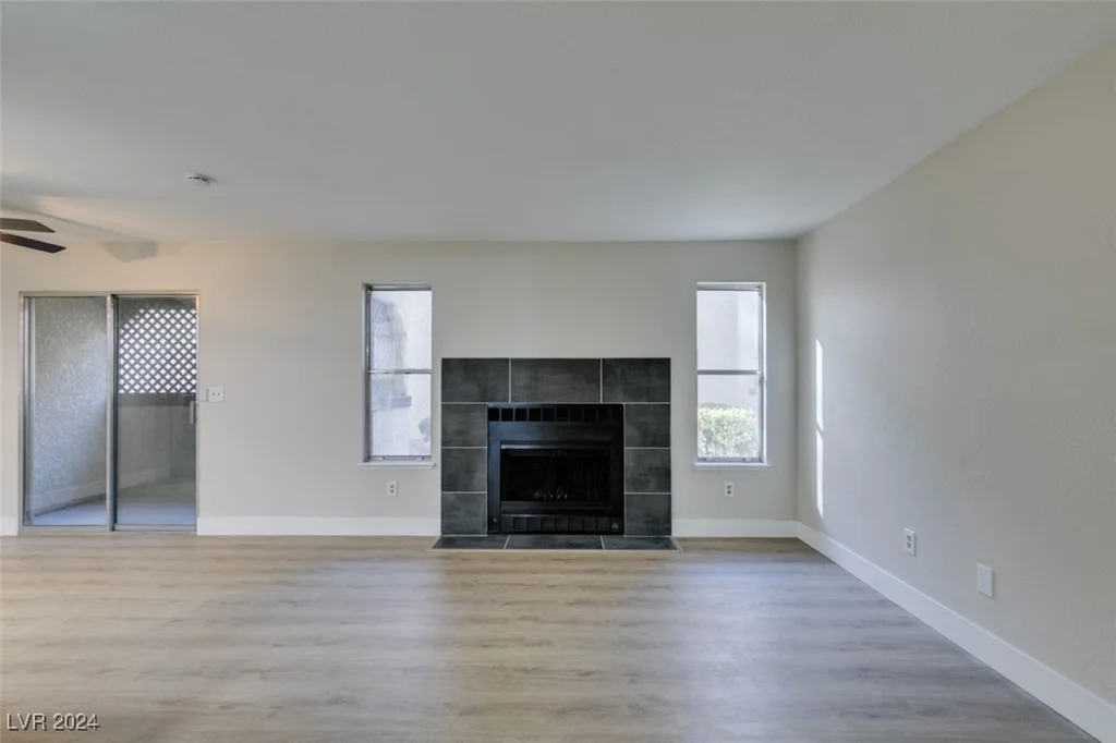 5054 Spencer, Las Vegas, NV 89119