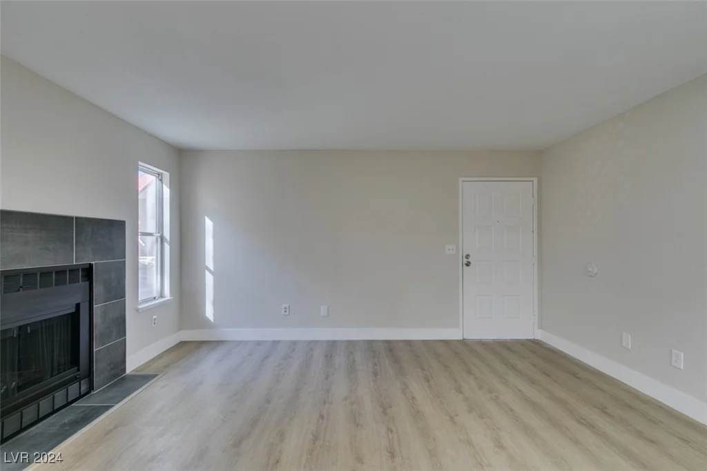 5054 Spencer, Las Vegas, NV 89119