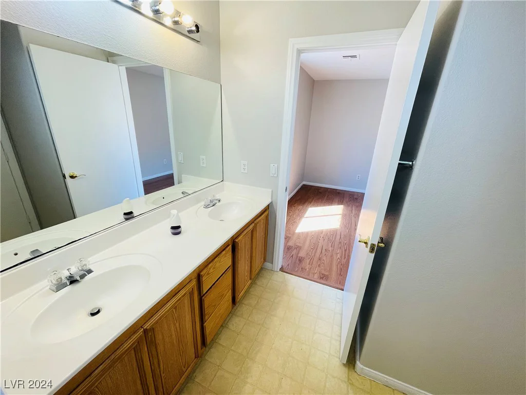 5285 Toro Creek, North Las Vegas, NV 89031
