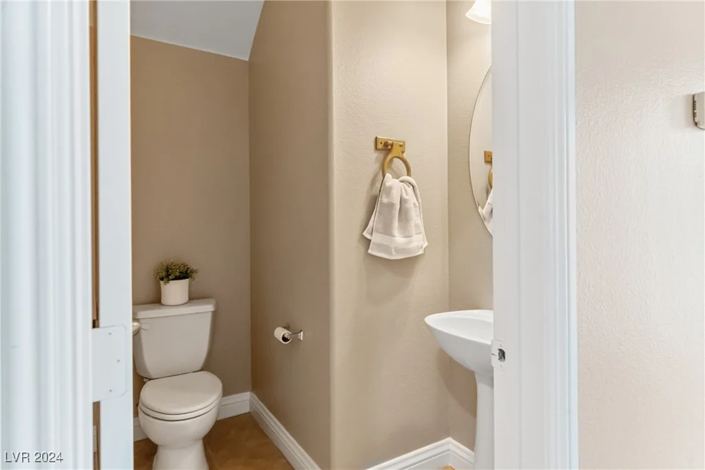 1838 Shining Elm, North Las Vegas, NV 89031