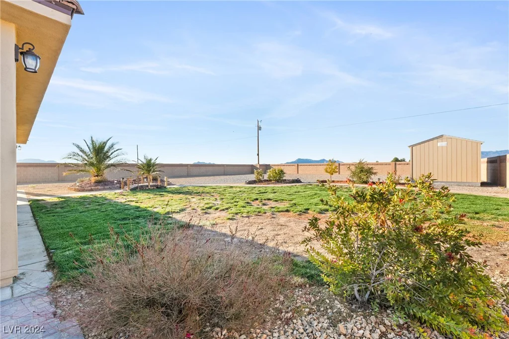 720 Hickory, Pahrump, NV 89048