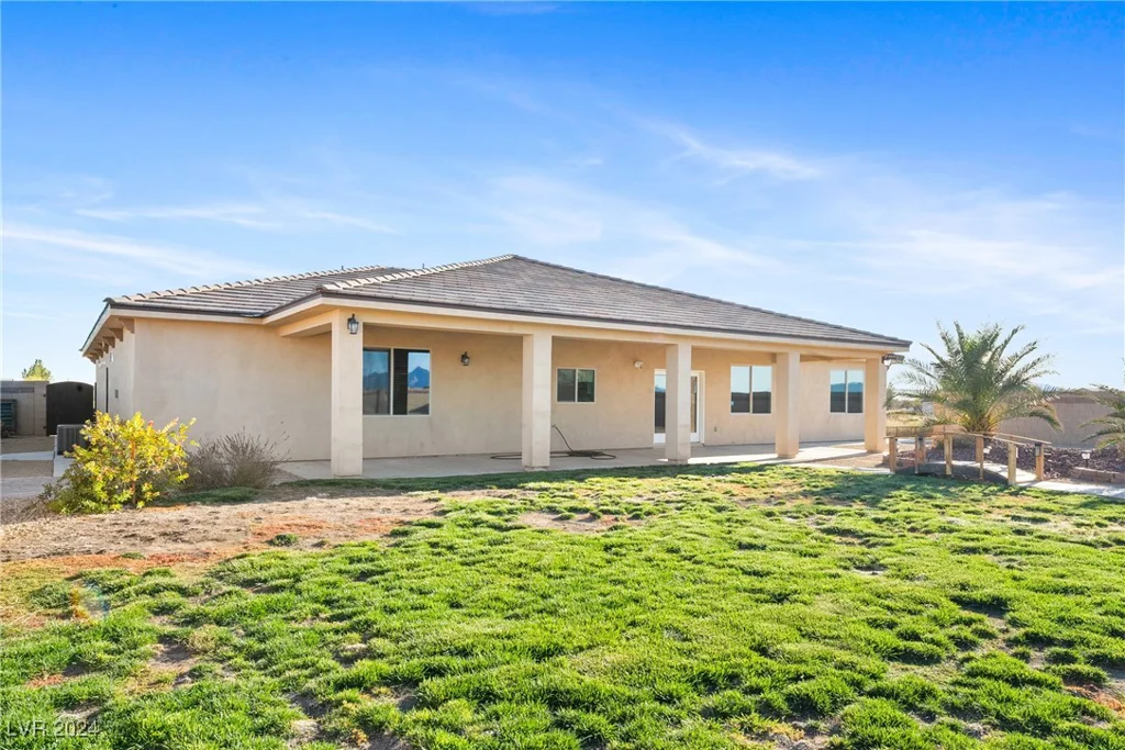 720 Hickory, Pahrump, NV 89048