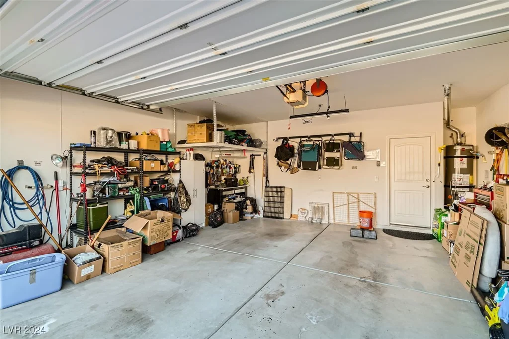 5662 Point Loma, Las Vegas, NV 89122