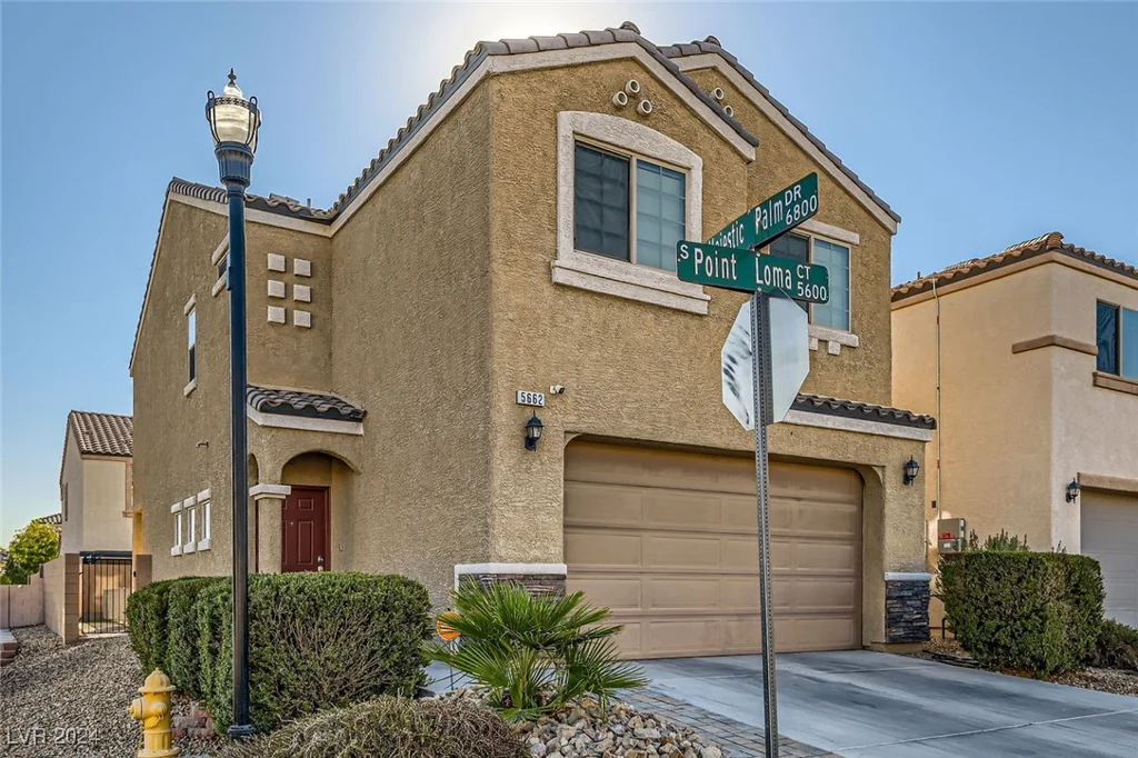 5662 Point Loma, Las Vegas, NV 89122