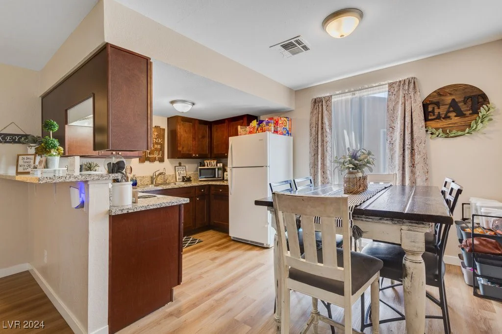 4722 Thunderbolt, Las Vegas, NV 89115