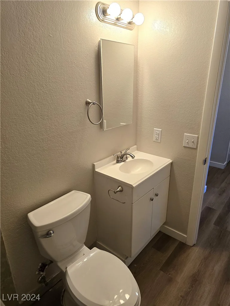 4722 Thunderbolt, Las Vegas, NV 89115