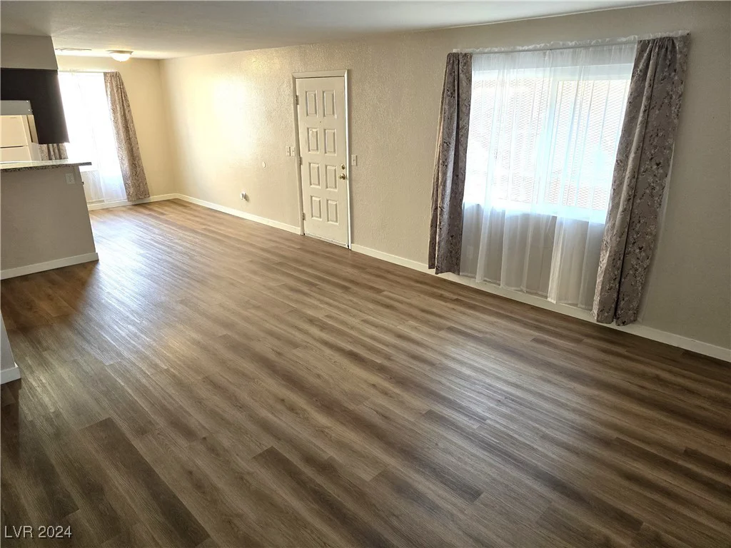 4722 Thunderbolt, Las Vegas, NV 89115