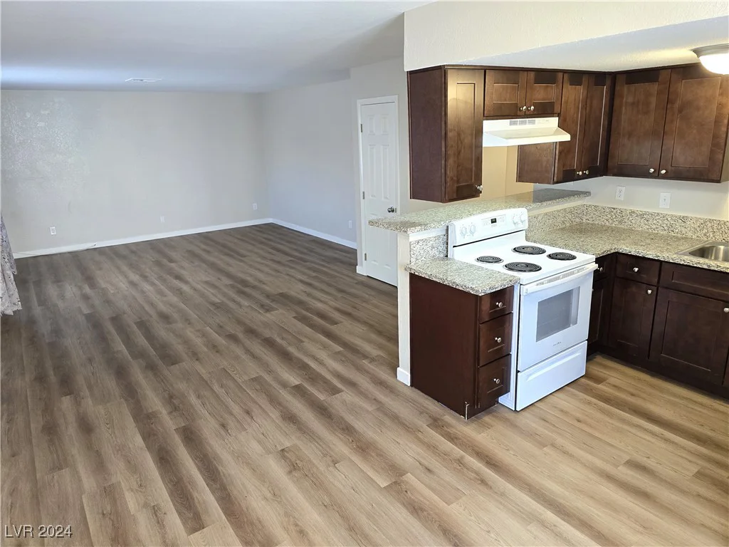 4722 Thunderbolt, Las Vegas, NV 89115