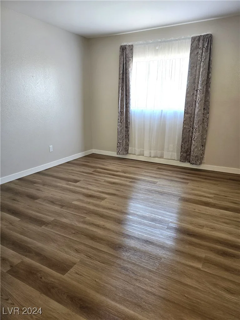 4722 Thunderbolt, Las Vegas, NV 89115