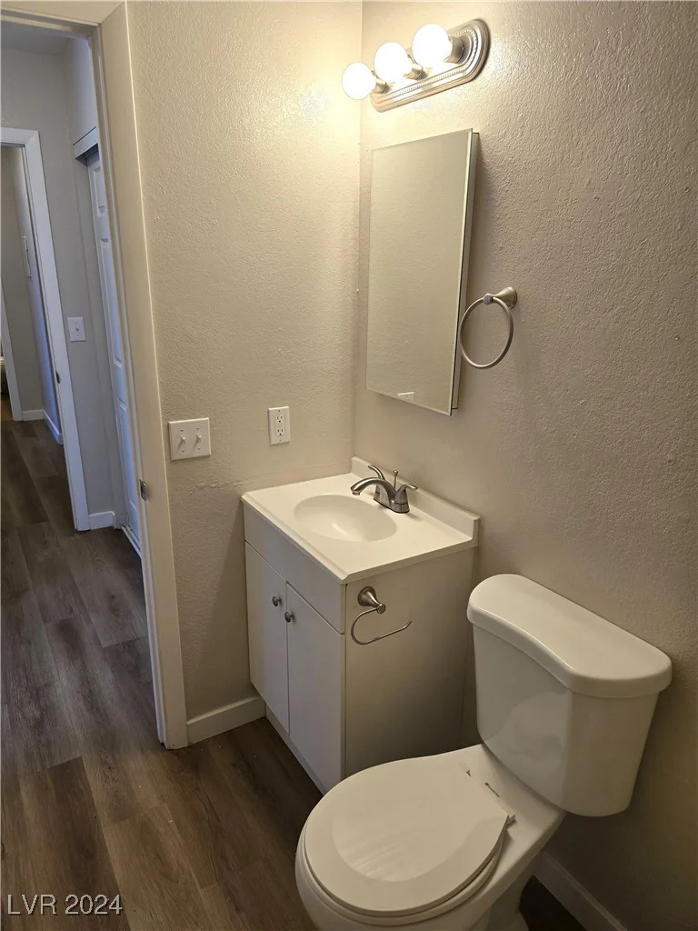 4722 Thunderbolt, Las Vegas, NV 89115