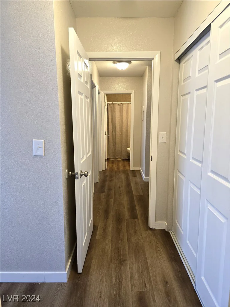 4722 Thunderbolt, Las Vegas, NV 89115