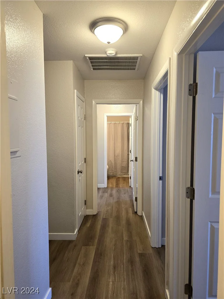 4722 Thunderbolt, Las Vegas, NV 89115