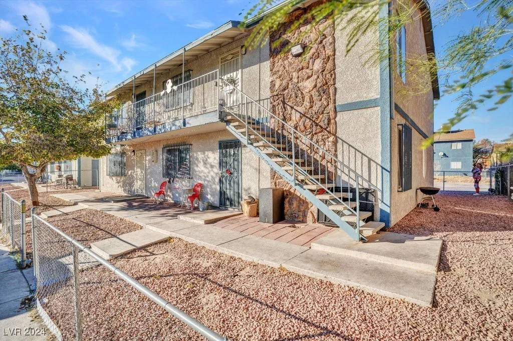4722 Thunderbolt, Las Vegas, NV 89115