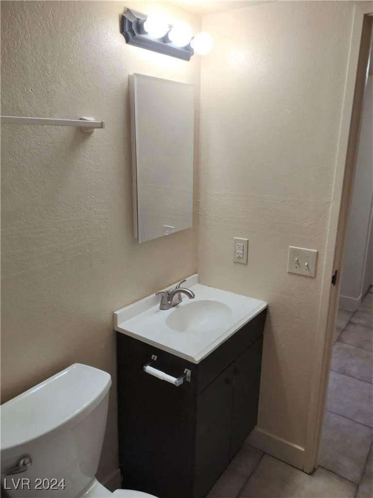 4722 Thunderbolt, Las Vegas, NV 89115