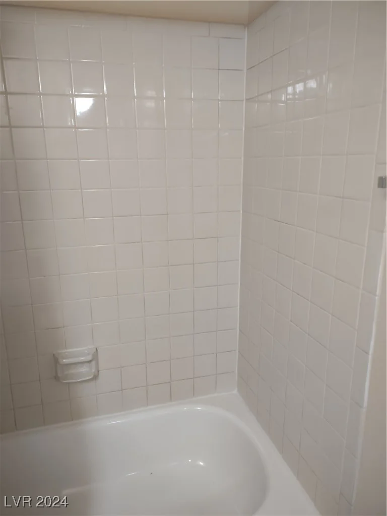 4722 Thunderbolt, Las Vegas, NV 89115