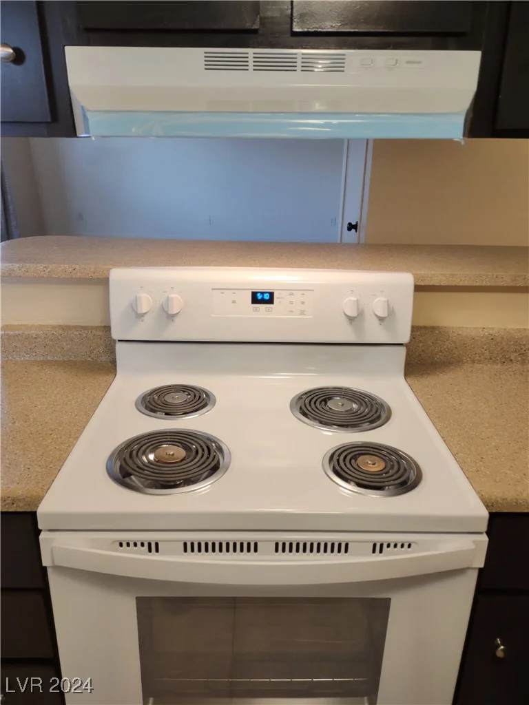4722 Thunderbolt, Las Vegas, NV 89115