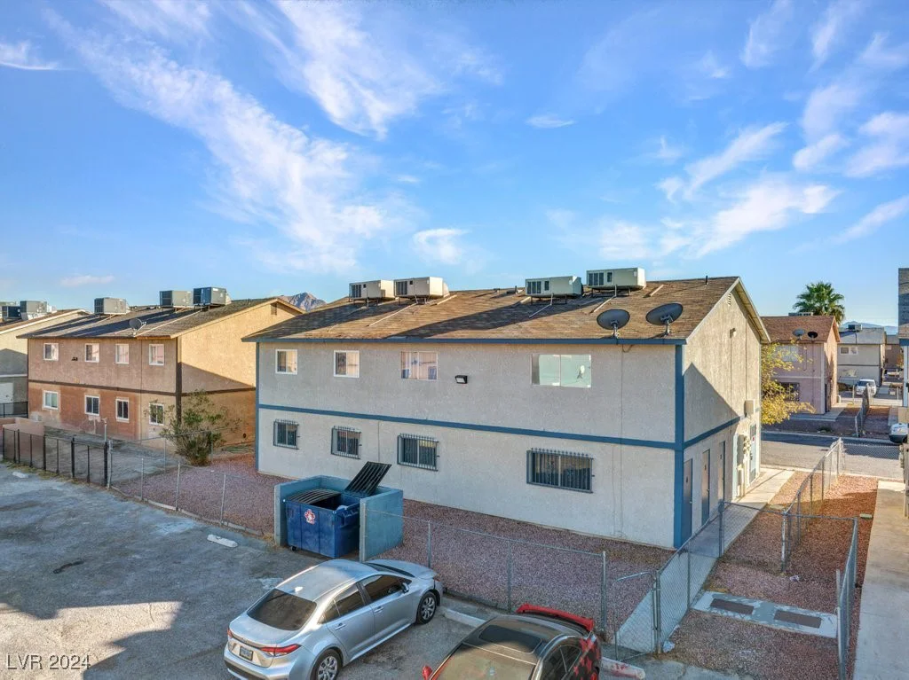 4722 Thunderbolt, Las Vegas, NV 89115