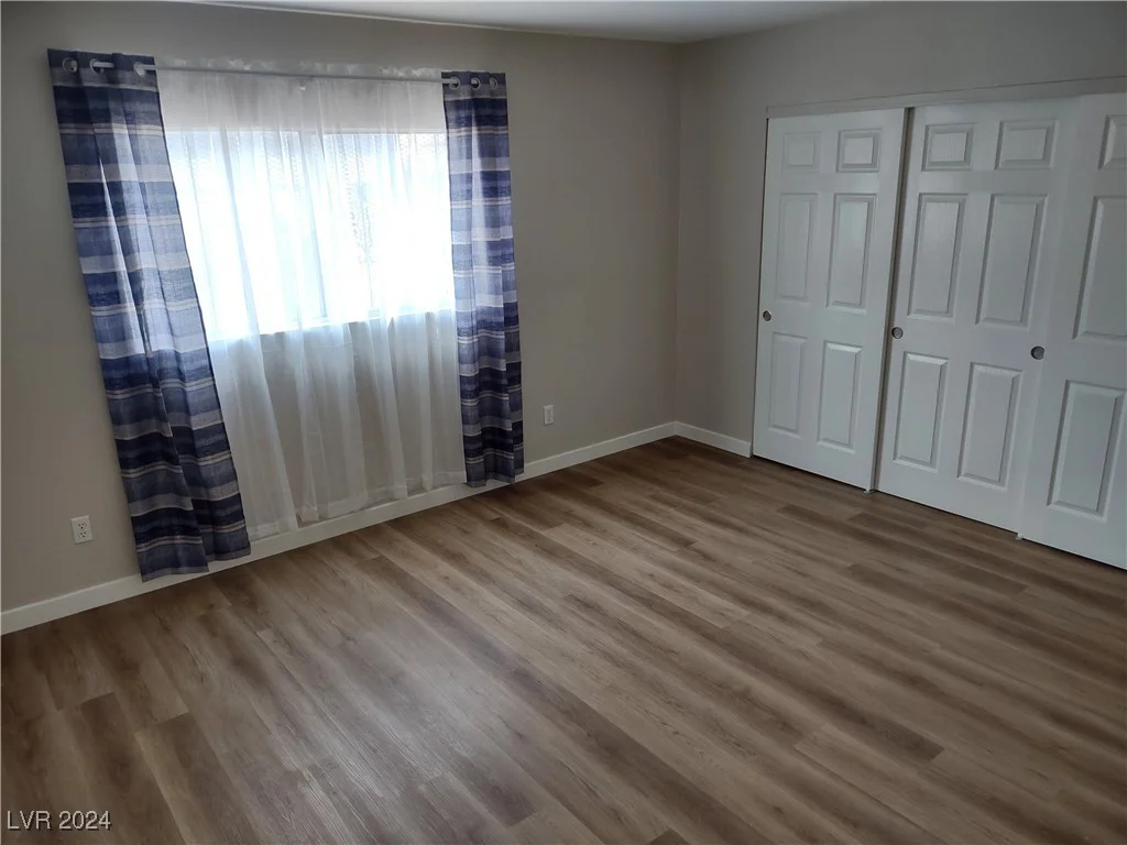 4722 Thunderbolt, Las Vegas, NV 89115