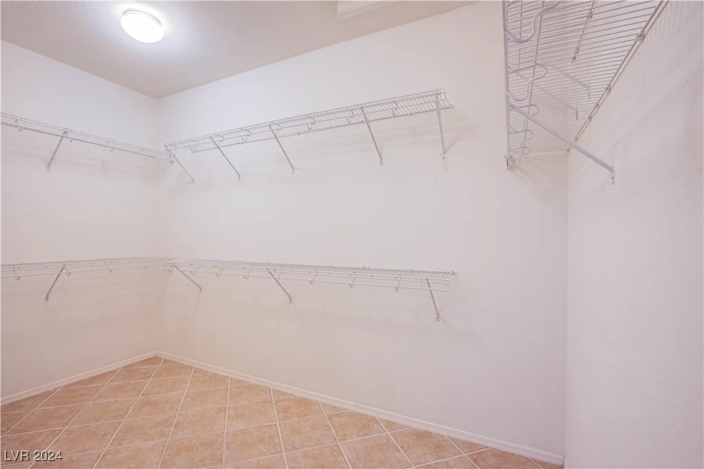 2435 Moonlight Valley, Henderson, NV 89044