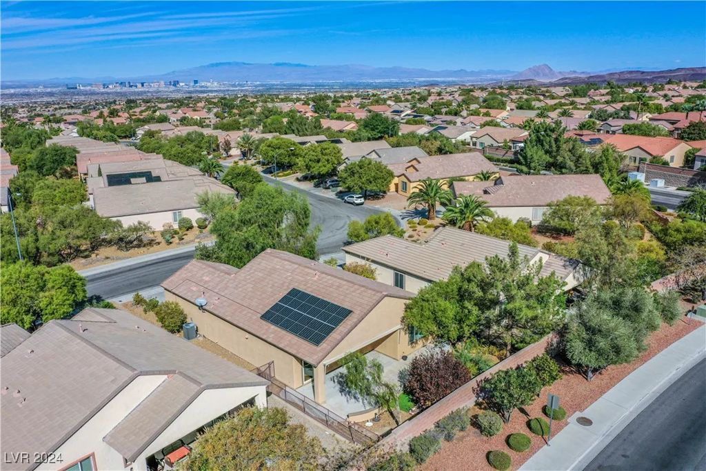 2435 Moonlight Valley, Henderson, NV 89044