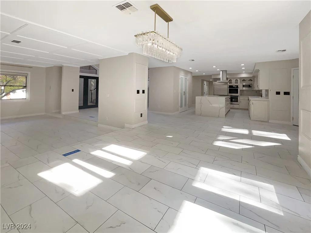 17 Hummingbird, Henderson, NV 89014