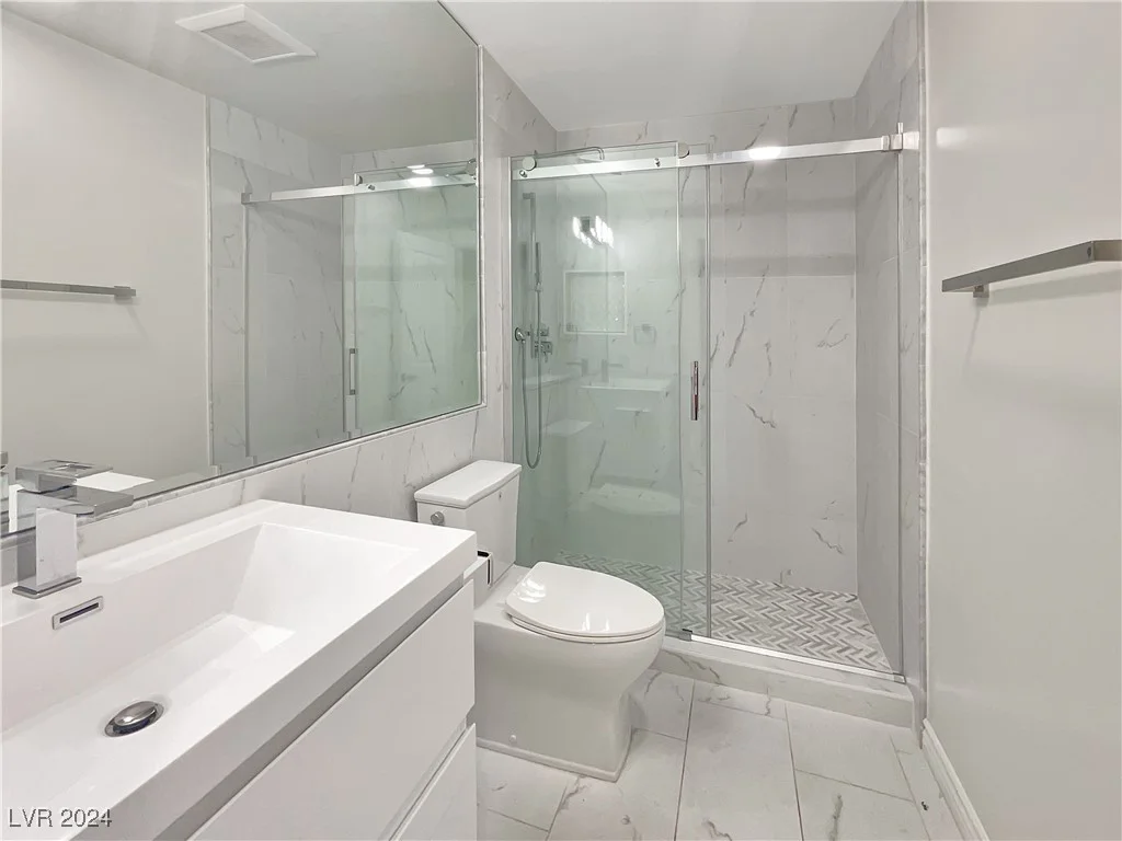 17 Hummingbird, Henderson, NV 89014