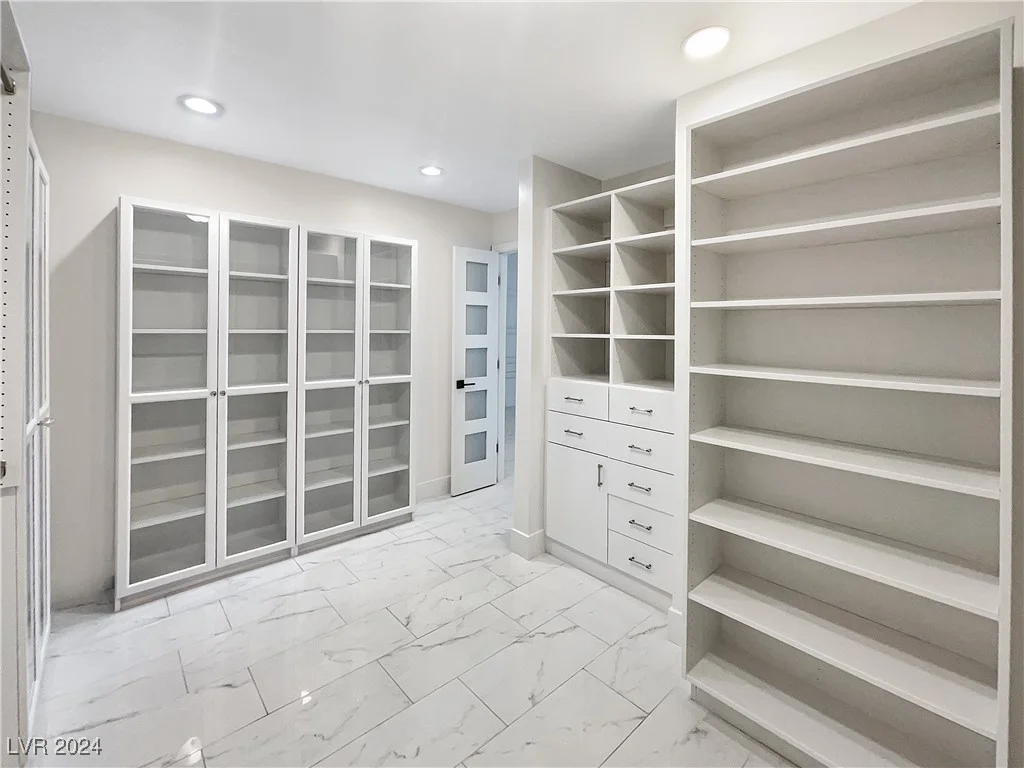 17 Hummingbird, Henderson, NV 89014