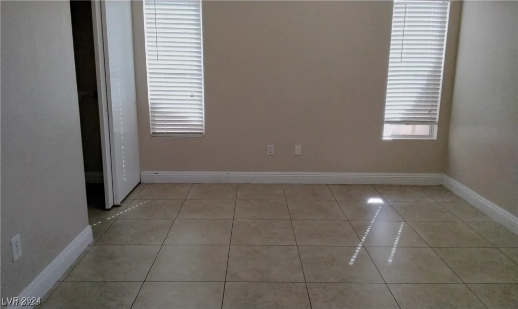 3717 Iverson, North Las Vegas, NV 89032