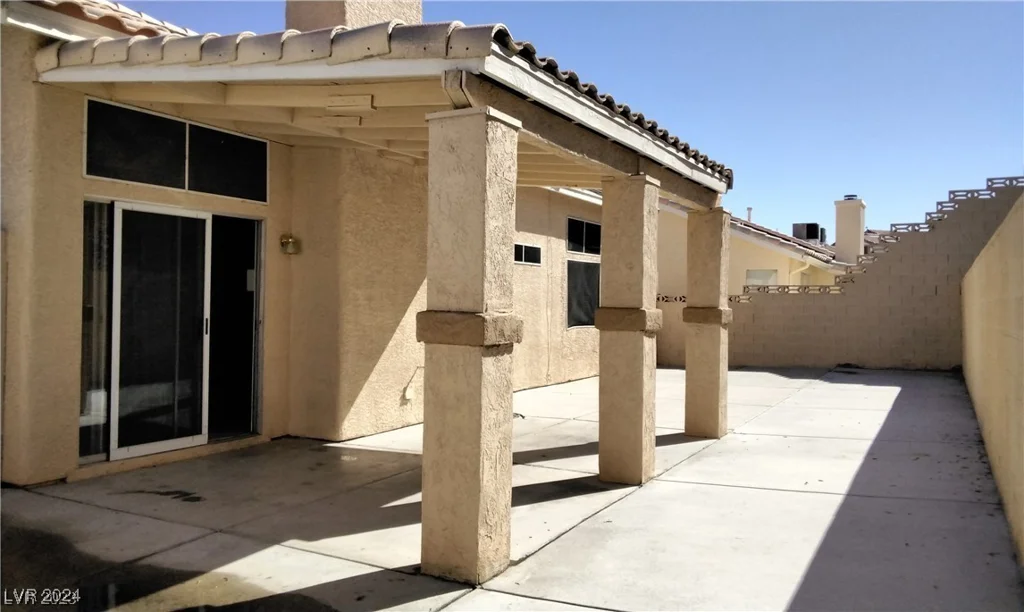 3717 Iverson, North Las Vegas, NV 89032