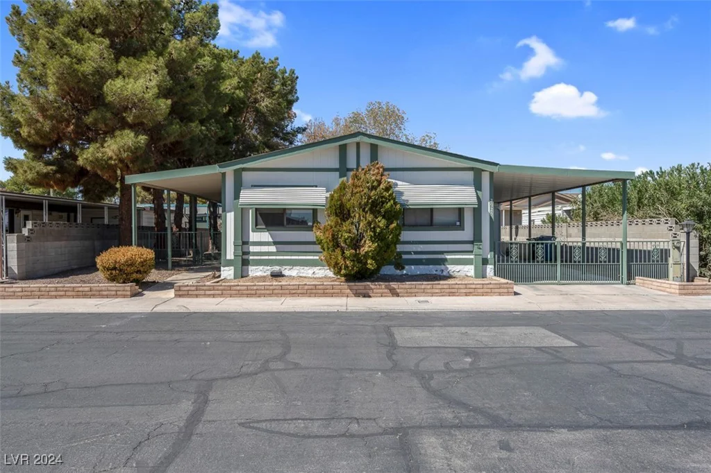 2925 Gavilan, Las Vegas, NV 89122