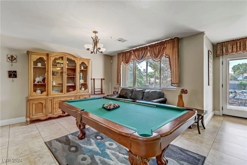 7045 Eldora, Las Vegas, NV 89117