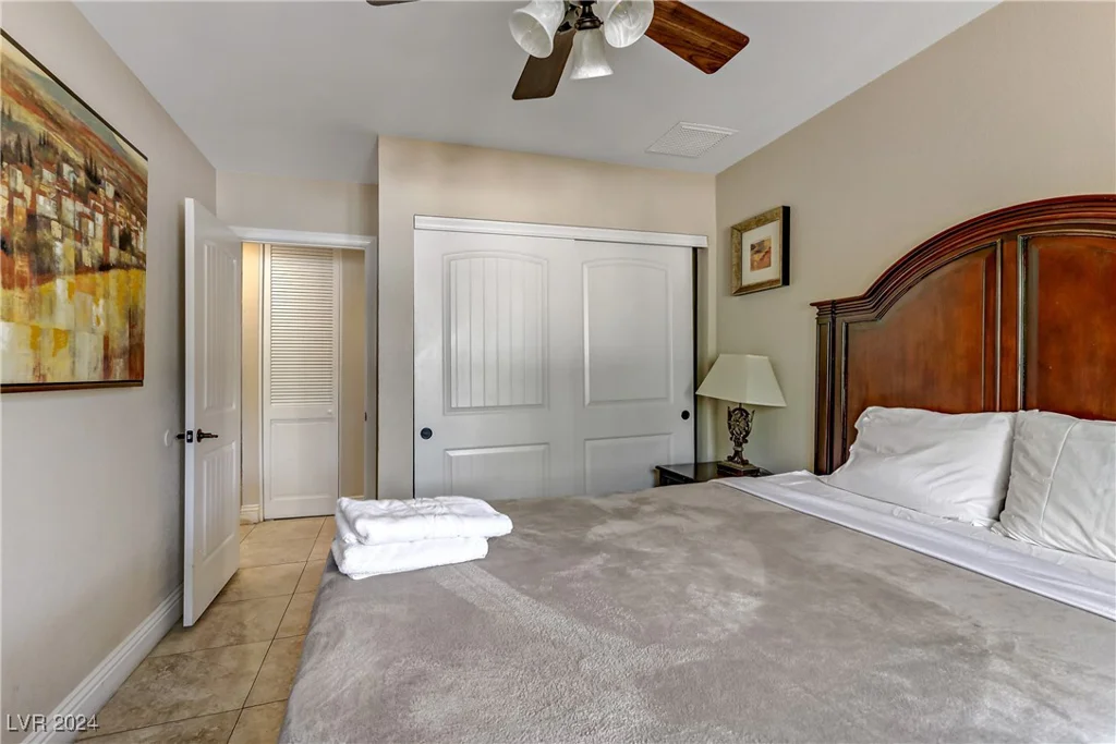 7045 Eldora, Las Vegas, NV 89117
