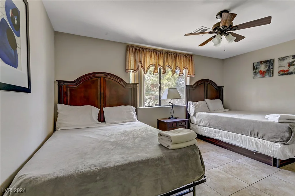 7045 Eldora, Las Vegas, NV 89117