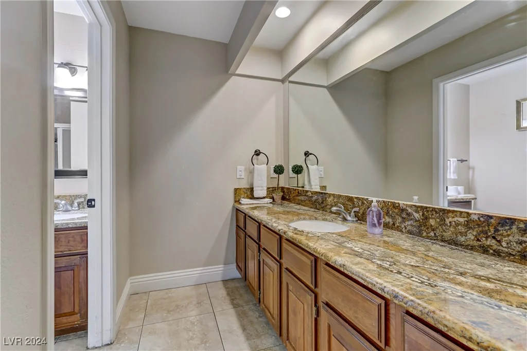 7045 Eldora, Las Vegas, NV 89117