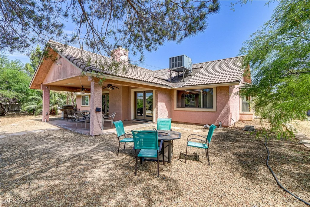 7045 Eldora, Las Vegas, NV 89117